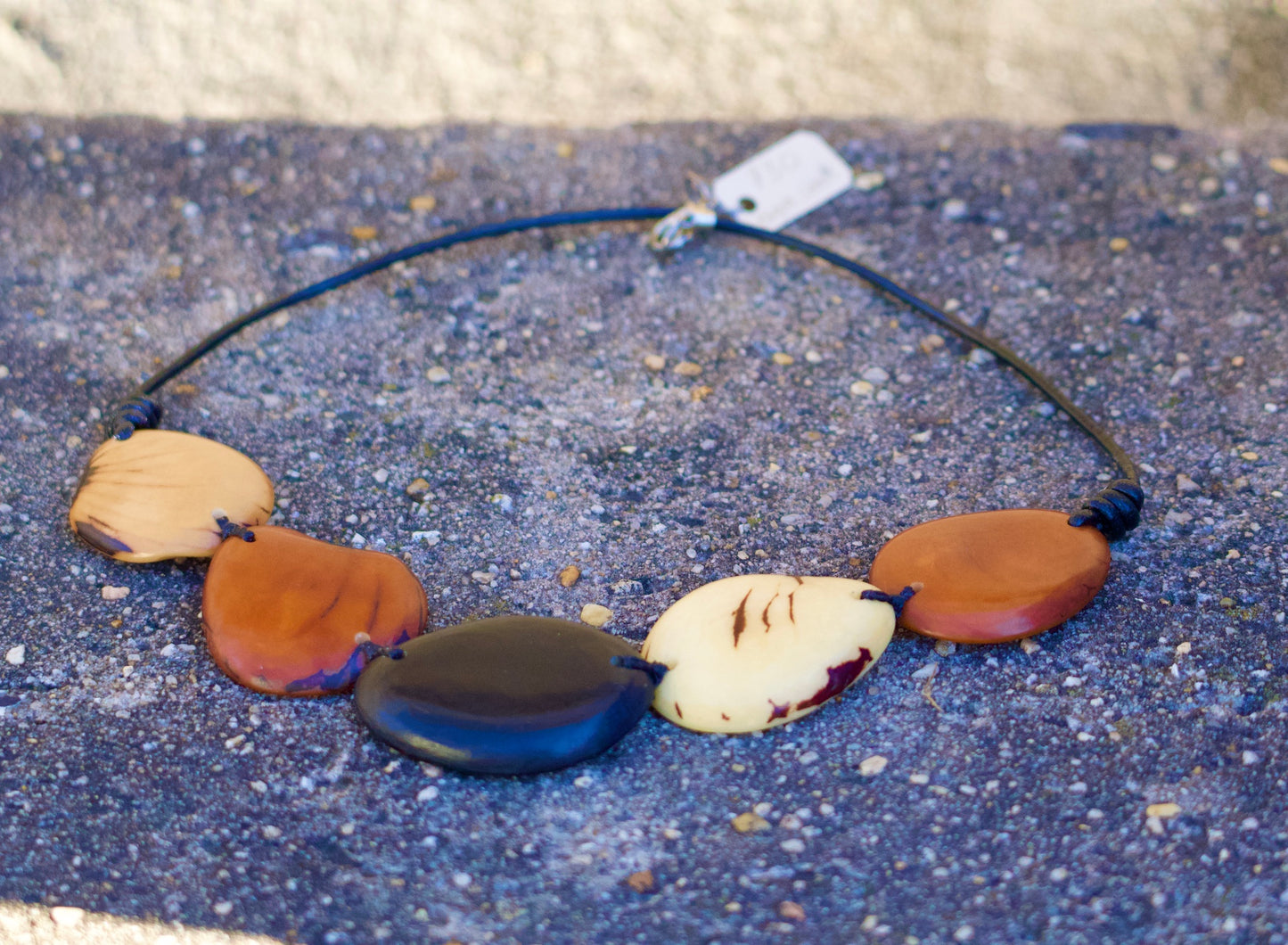 Chira - Tagua Seed Necklace / Mixed Colors